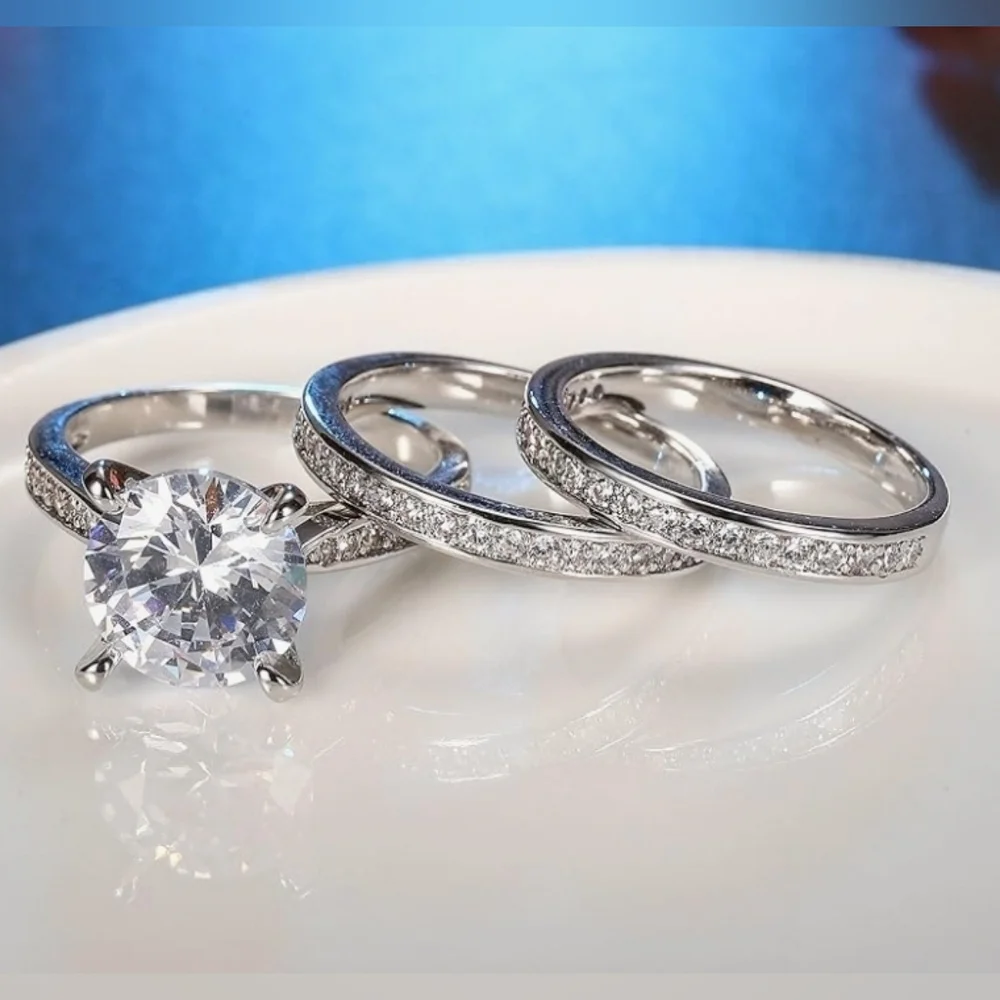 3.7ct Large Round AAA CZ 3pc Gold Plated/Rhodium Engagement Wedding Ring Set - Picture 4 of 6